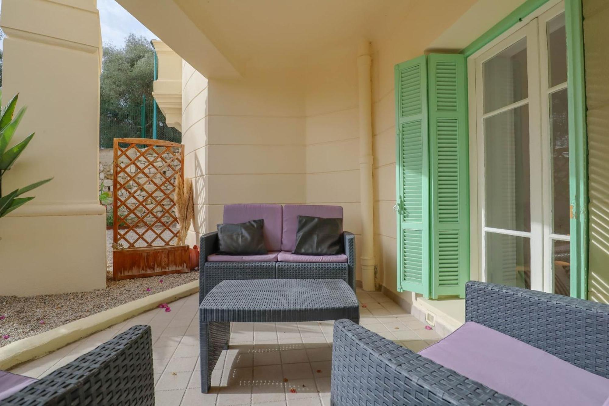 "Le Garavan Palace" Idyllique, Proche Gare Et Plage Menton Exterior photo