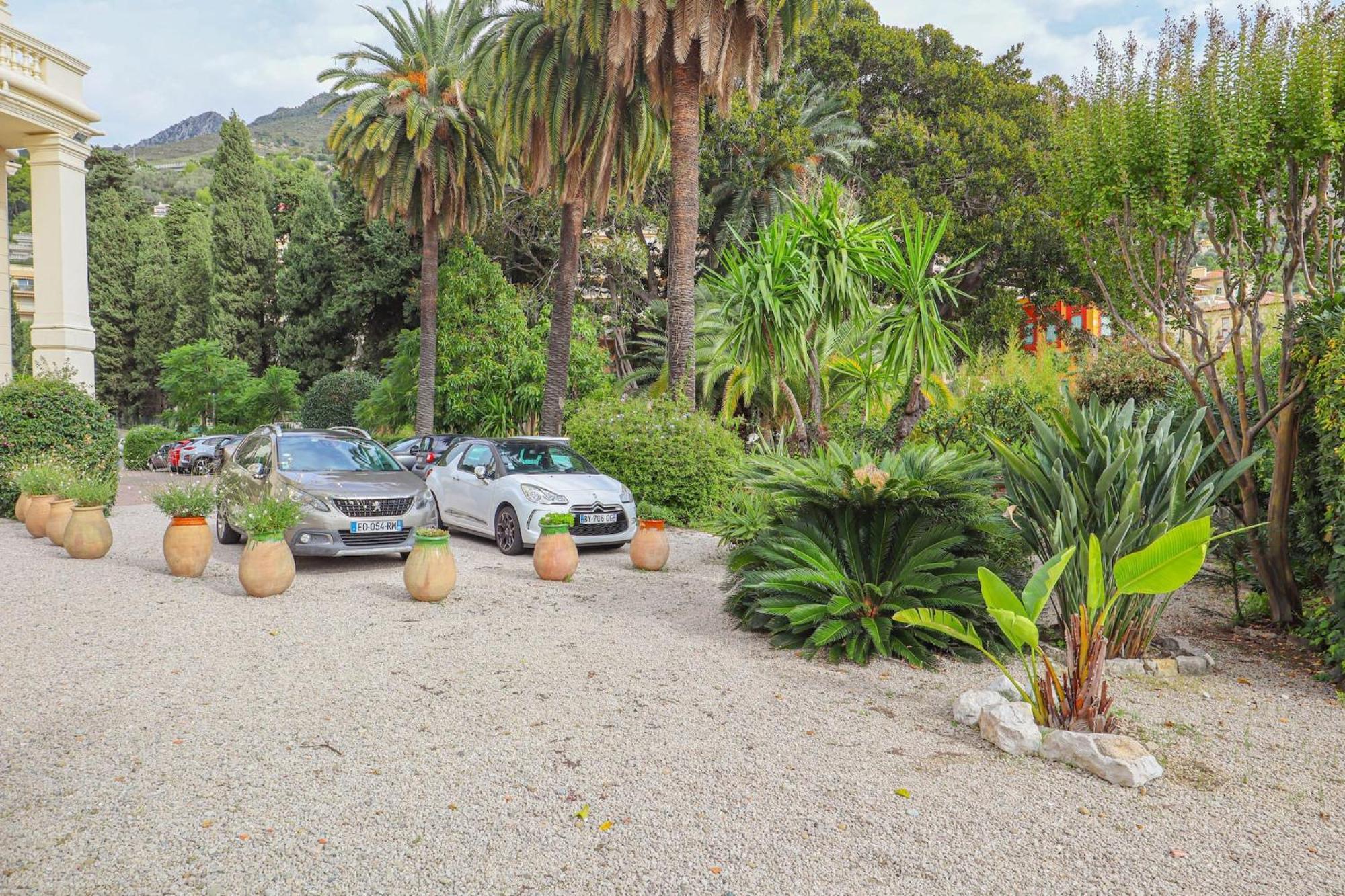 "Le Garavan Palace" Idyllique, Proche Gare Et Plage Menton Exterior photo